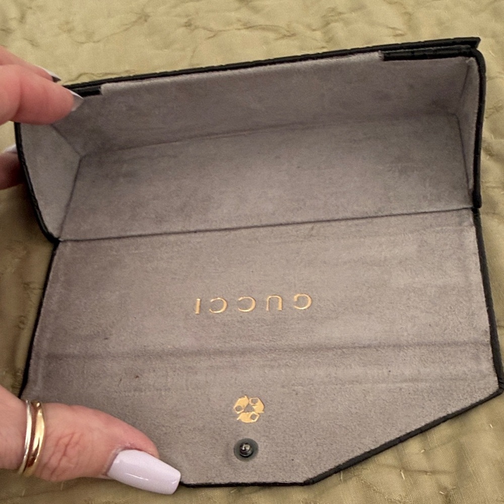 GUCCI GG Monogram Trifold
Leather Eyeglass Sunglass Case Brown AUTHENTIC ECU - Picture 6 of 9